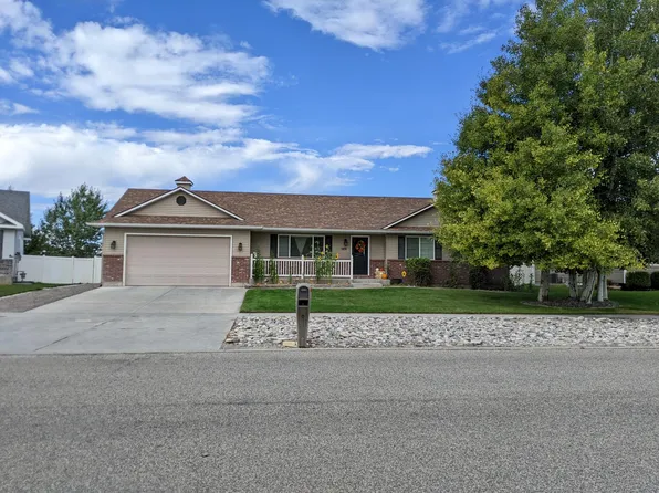 1491 Avon Ln, Idaho Falls, ID 83401