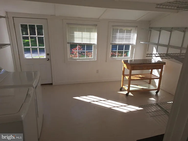 614 Chandler Mill Rd — Photo 22
