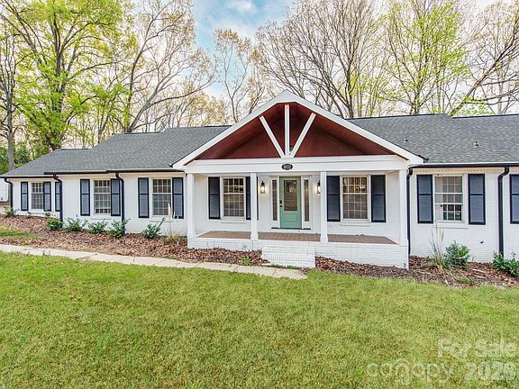 5th image of 1632 Burtonwood Cir