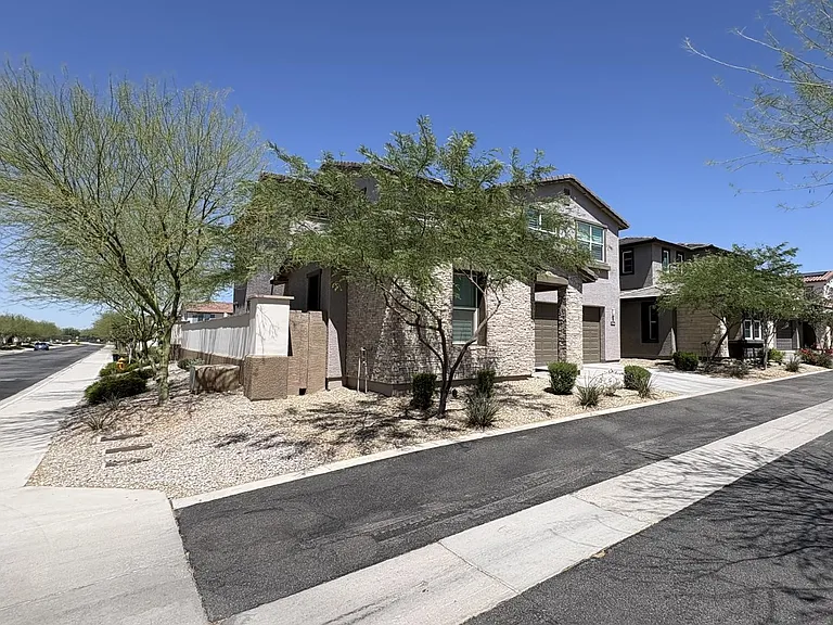 17744 W Cassia Way — Photo 3