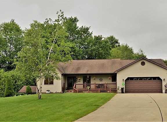 2nd image of 104 Sunrise Cove Ln