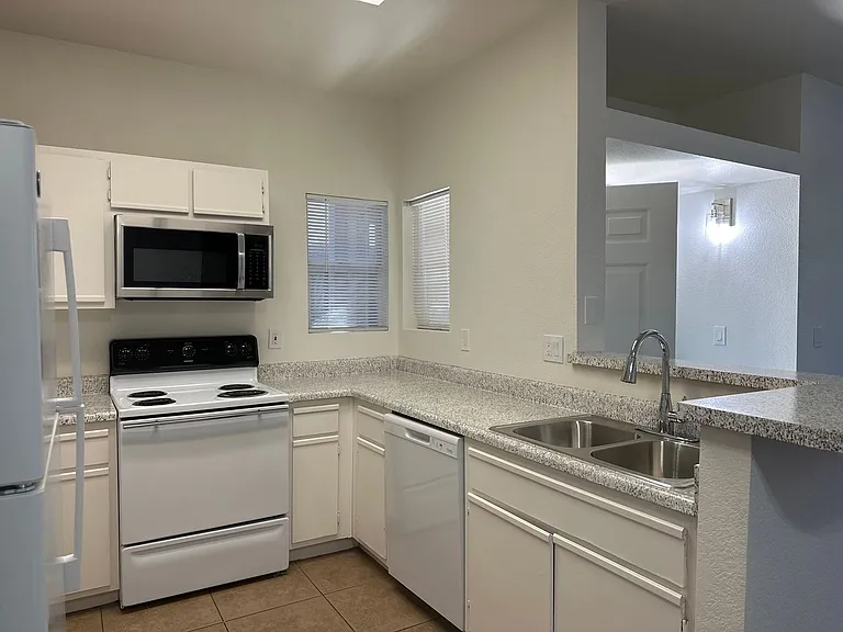 3836 Annadale Lane - Montebella Apartments — Photo 3