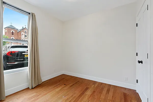 Rented by Corcoran | media 37