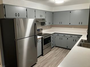 147 E Jefferson Ave APT 1, Cottage Grove, OR 97424