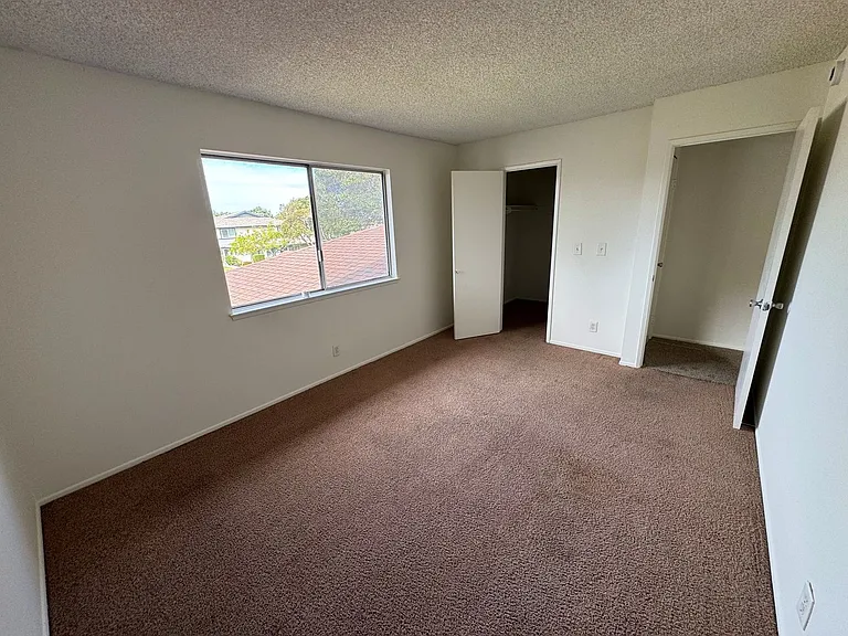 1212 Chalmette Ave — Photo 19