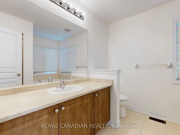 1 Green Spruce Rd — Photo 21