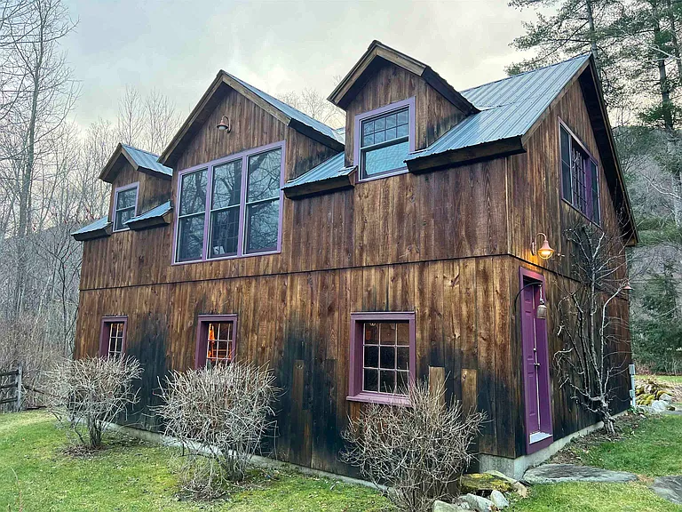 808 S End Rd — Photo 45