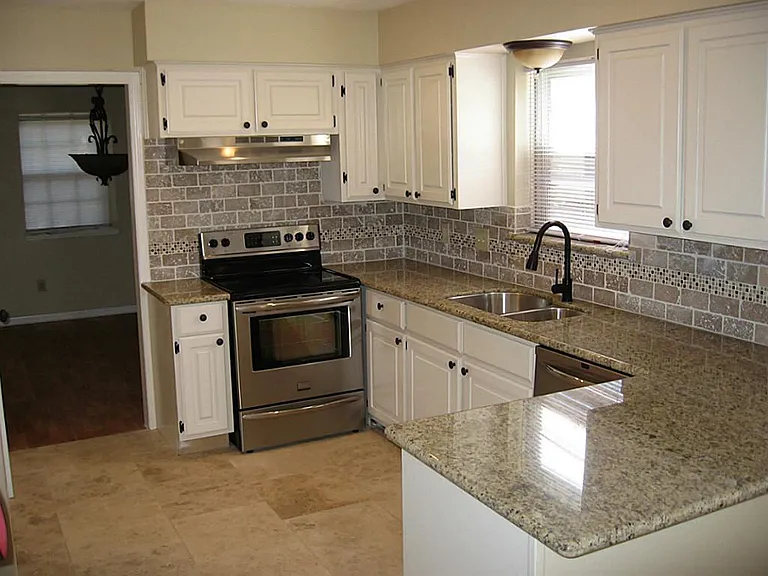 15523 Bowsprit Ln — Photo 4