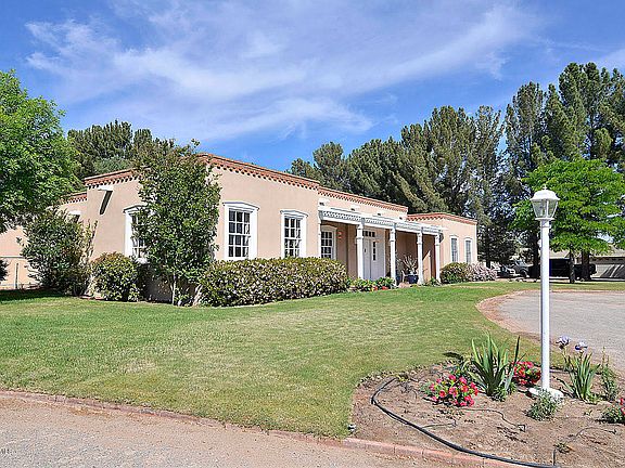 3rd image of 6651 Vista Hermosa