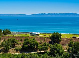 210 Lindberg Ln, Carpinteria, CA 93013