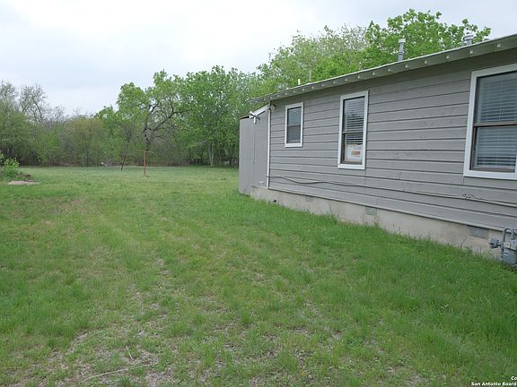 5th image of 351 ROSEBUD LN.
