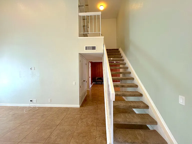 970 E Lobster Trap Ln — Photo 12
