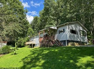 10520 Morgantown Pike, Philippi, WV