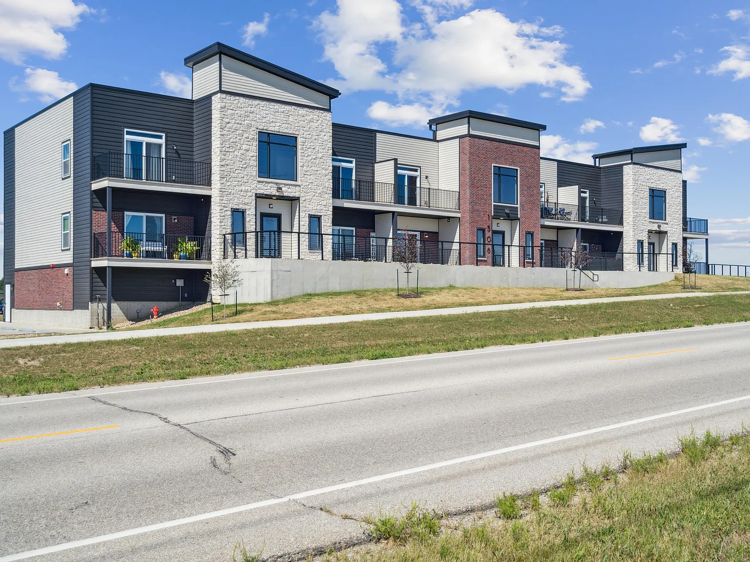 Foxtail Lofts — Photo 2