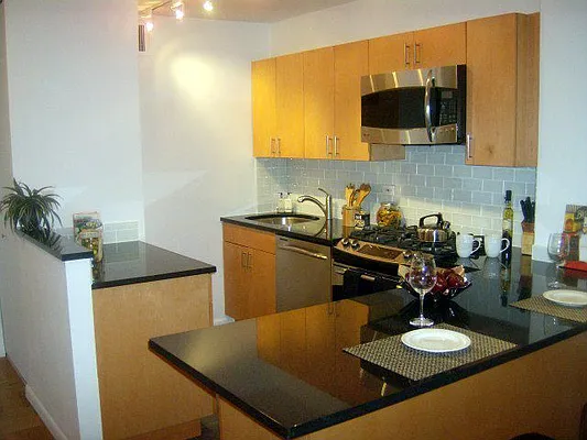 Rented by Carlyle Property Management | media 1