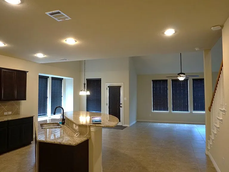 2925 Pawtucket Rd — Photo 8
