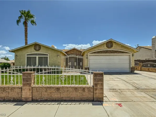 5801 Halfmoon Way, Las Vegas, NV 89108