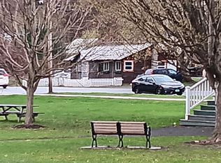 102 Railroad St, South Royalton, VT 05068