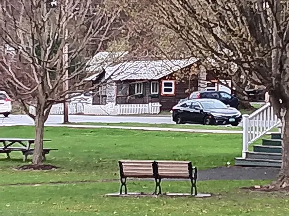 102 Railroad Street, Royalton, VT 05068