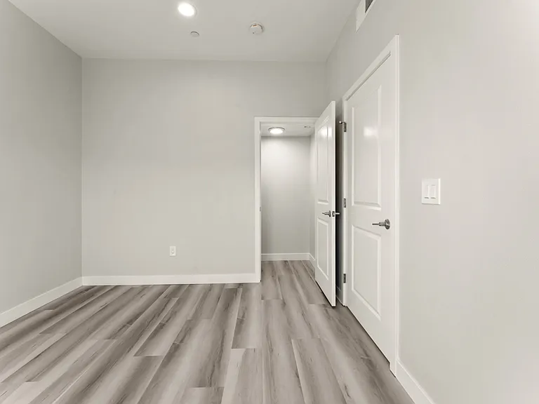 39 Lester Ave #1 — Photo 25