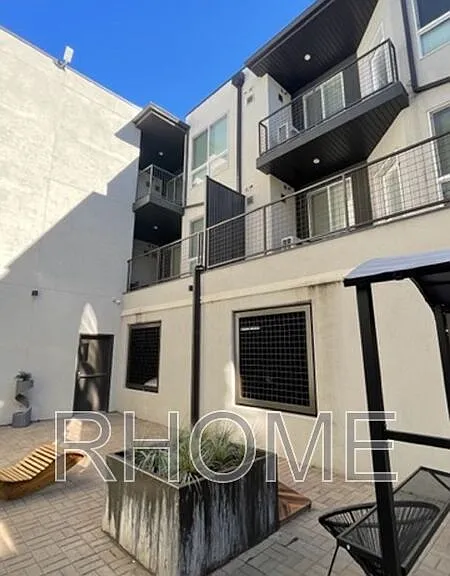 965 W Central Ave #318 — Photo 2