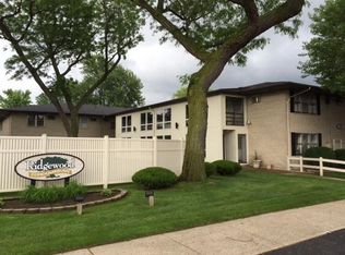 8811 Schneider Ave APT 25, Highland, IN 46322