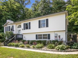 18 Sabrina Ln, Ossining, NY 10562