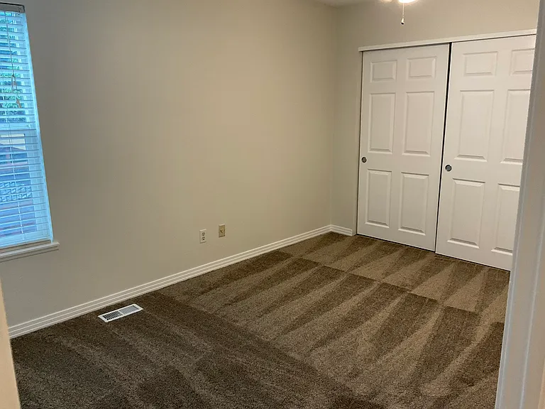 18927 E Mercer Dr — Photo 14