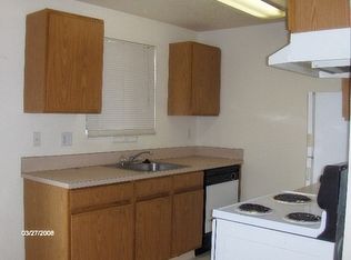 618 NE 93rd Ave APT A, Portland, OR 97220