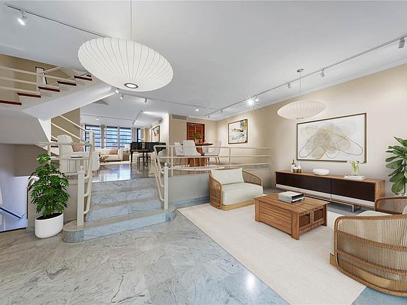 4th image of 552 Waymouth APT C