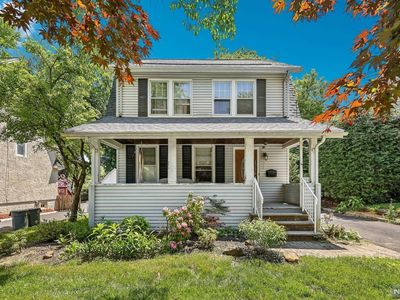290 W Clinton Ave, Tenafly, NJ, 07670