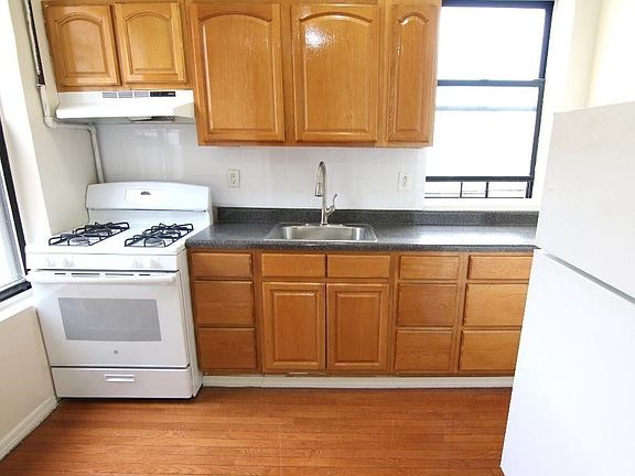 4th image of 453 W 152nd St APT 5B