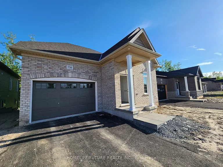756 Burwell St #UPPER LEVEL — Photo 7