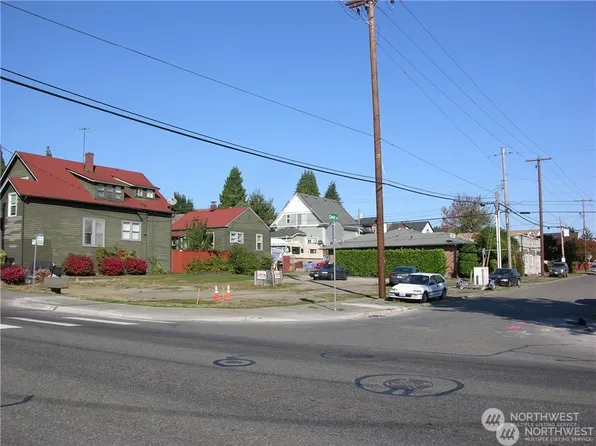 306 Chester Avenue, Bremerton, WA 98337