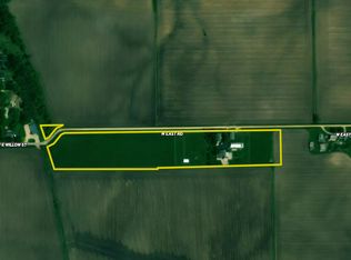 11971 W East Rd, Forreston, IL 61030