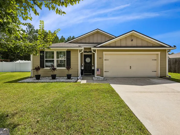 420 Cedar Breeze Dr, Kingsland, GA 31548