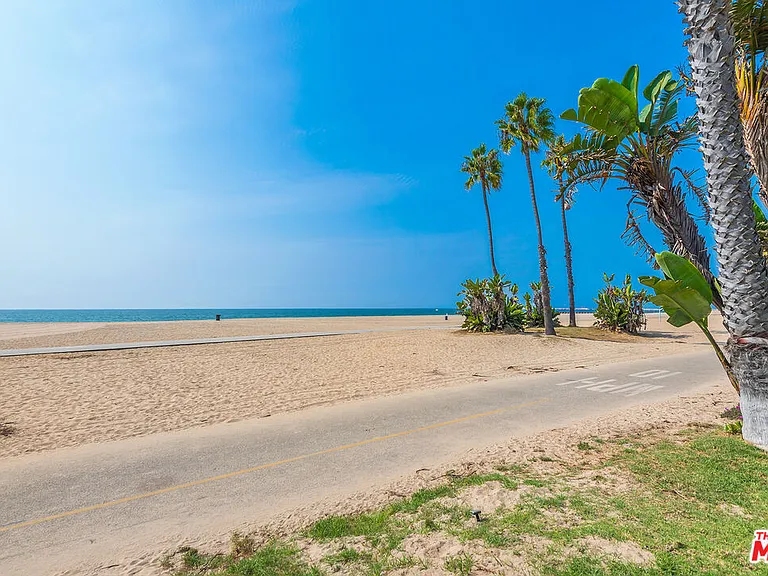 7301 Vista Del Mar Ave #A110 — Photo 45