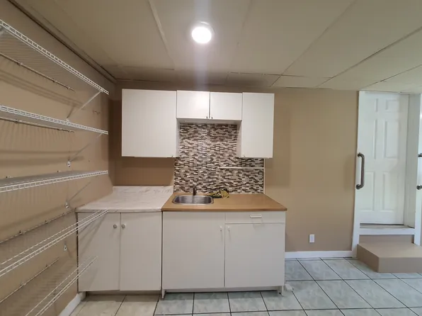 2647 Independence Ave, Walnut Park, CA 90255