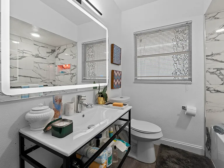 228 Sunset Dr — Photo 24