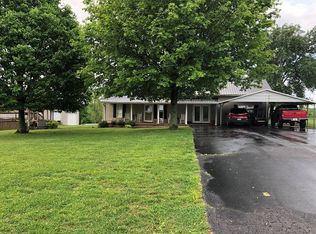 668 E Main St, Gamaliel, KY 42140