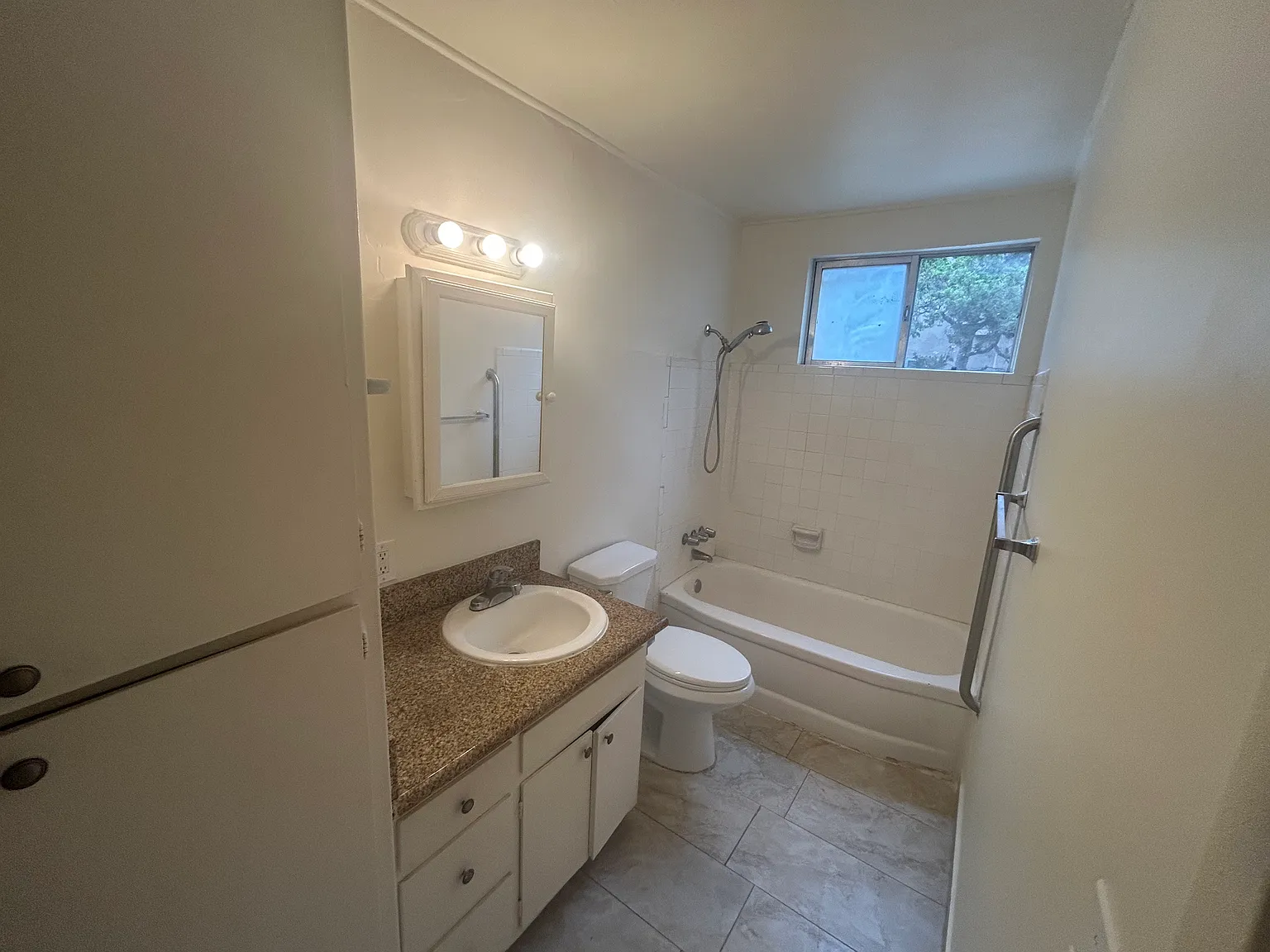 1 bed, 550 sqft, $1,500 — Photo 3