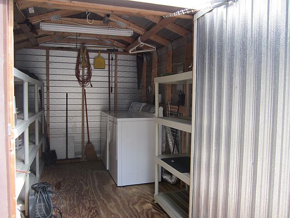 5th image of 1225 Sunshine Cir