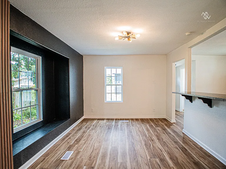 454 Bellaire Ave — Photo 21