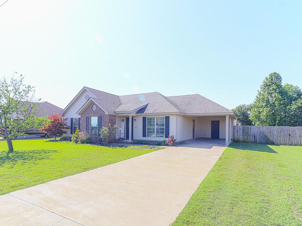 1st image of 1209 Dillon Dr