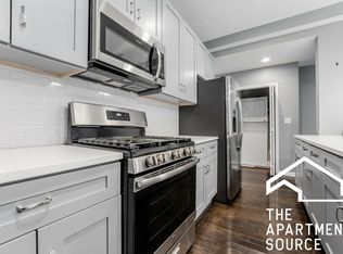 2324 W Monroe St #1, Chicago, IL 60612