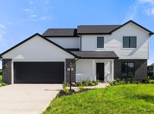 18303 Peregrine Dr, New Paris, IN 46553