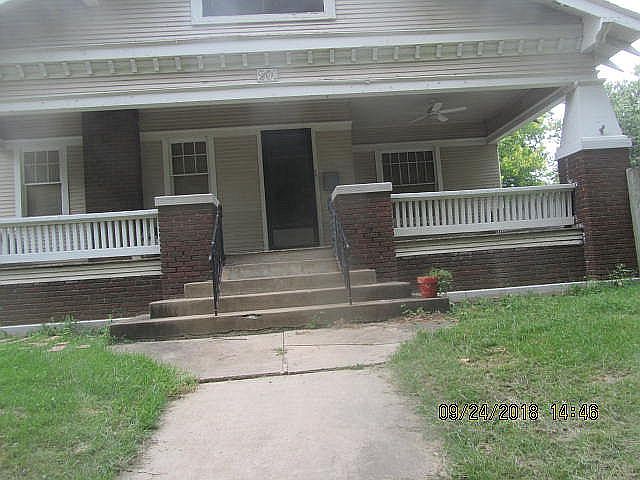 1st image of 201 S Park Blvd