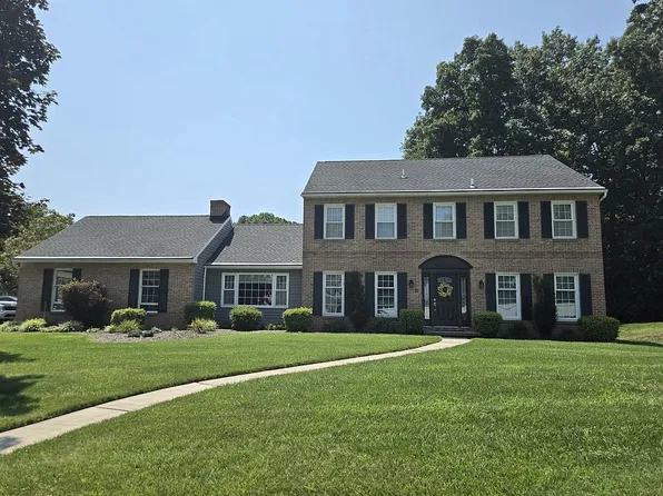 18 Shady Hollow Ln, Reading, PA 19607