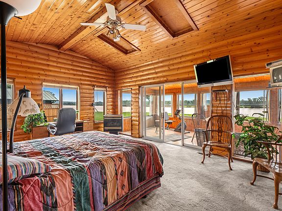 5th image of 32233 Ponderosa Dr