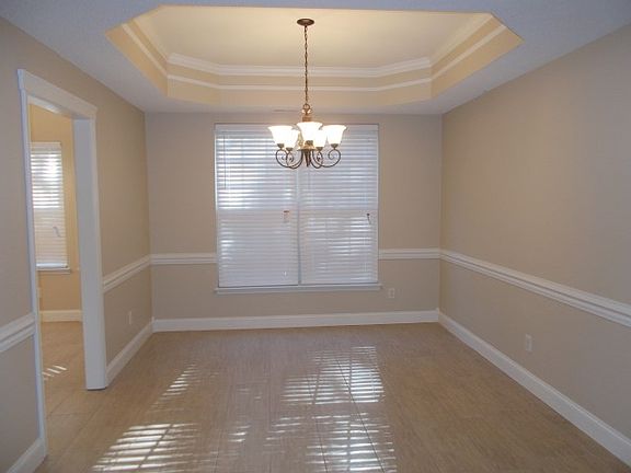 2nd image of 218 Misty Arbor Ln